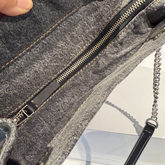 Marc Jacobs The Denim Chain Medium Tote Bag Black Wash 2F4HTT018H05 - Picture 6 of 7